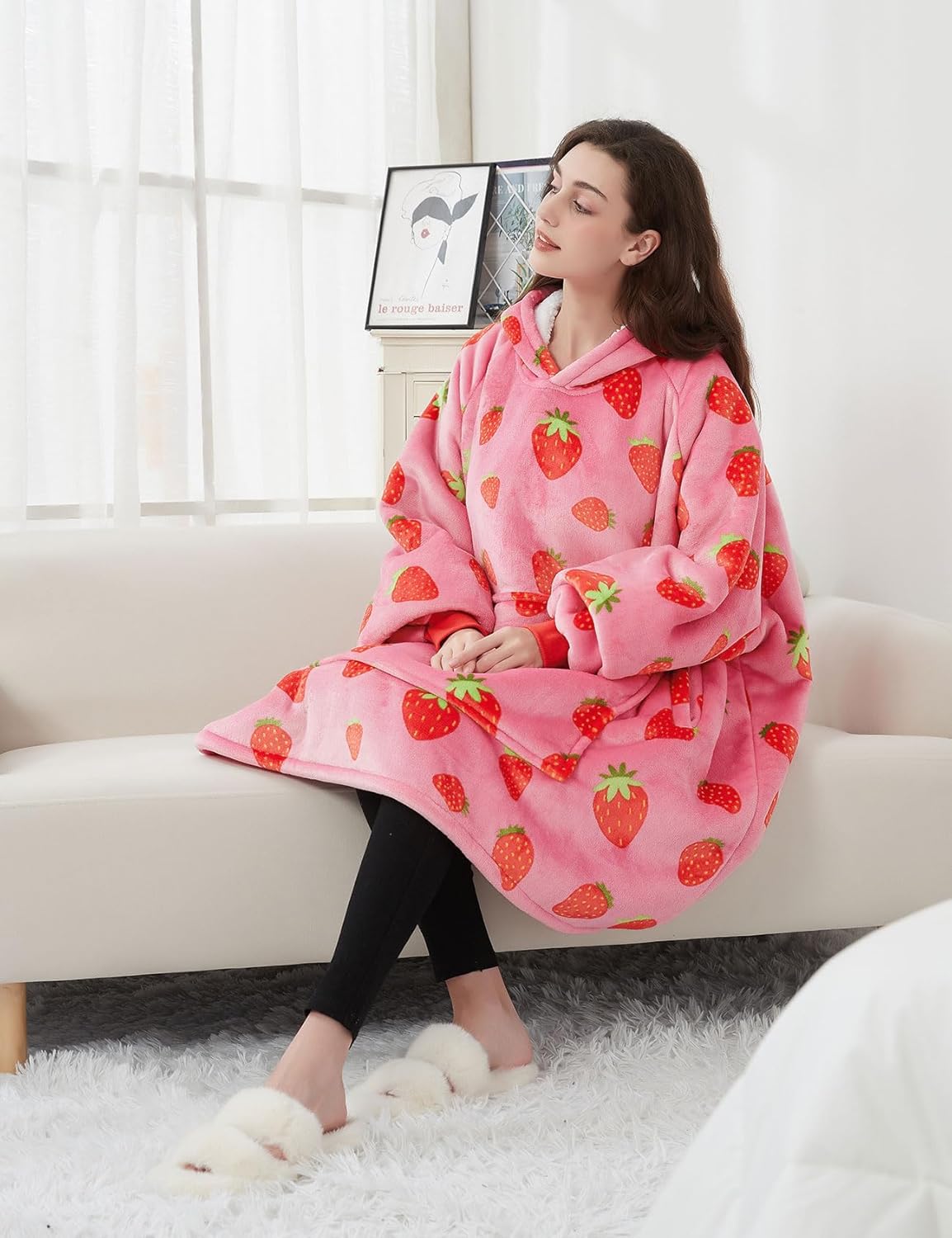 Cosy Wearable Blanket Hoodie for Adults Sherpa All Patterns Oversized Sweatshirt Blanket with Pockets Cute Birthday Gifts for Sister Strawberry